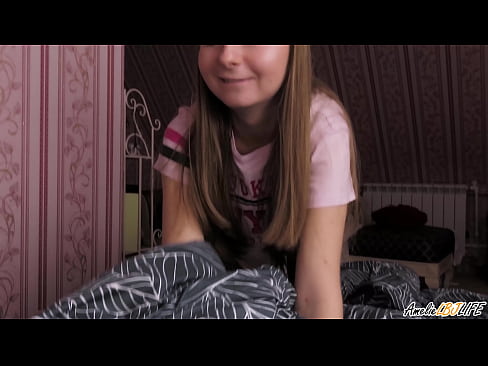 ❤️ Blondýnka hluboce saje své nejlepší kamarádky a dostává sperma do pusy ❤️ Jen porno u cs.villagesexvideos.ru ☑