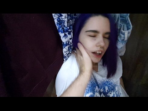 ❤️ Našel jsem svou sestru ve skříni a pomohl jí udělat se ❤️ Jen porno u cs.villagesexvideos.ru ☑
